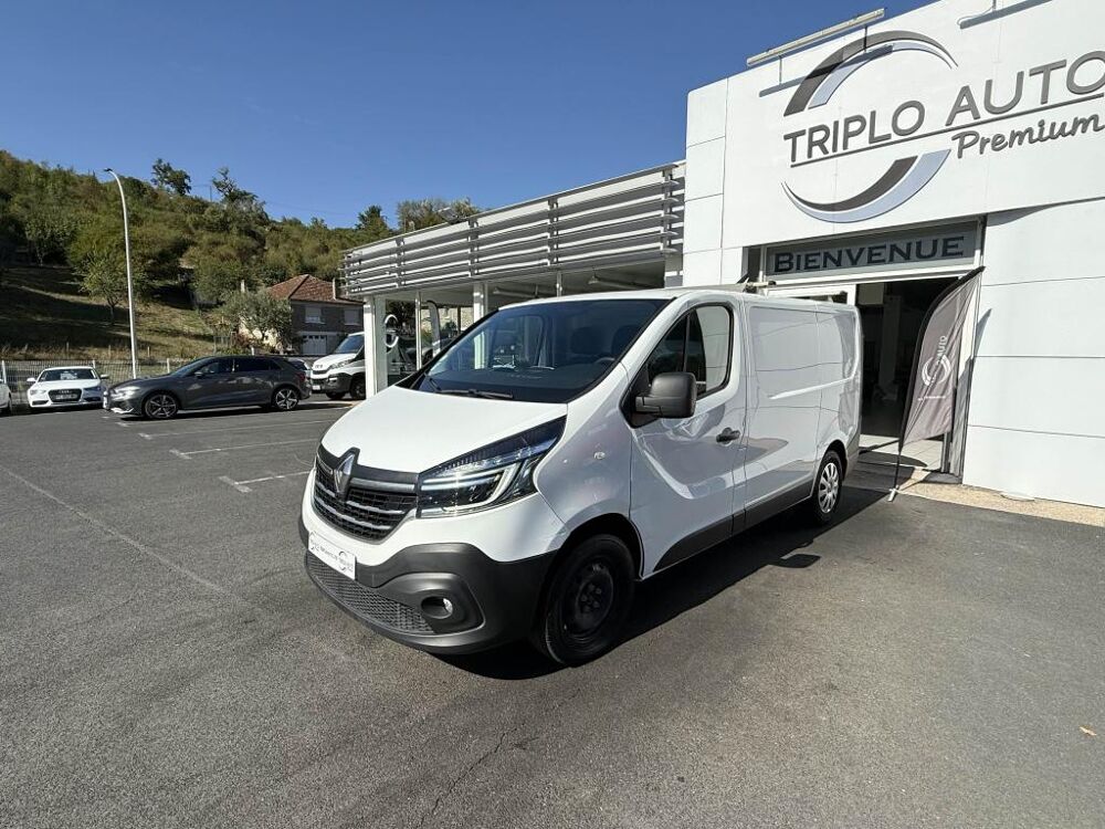 Trafic L1H1 1200 Kg 2.0 dCi - 120 Fourgon Grand Confort TVA RECUPER 2020 occasion 19100 Brive-la-Gaillarde