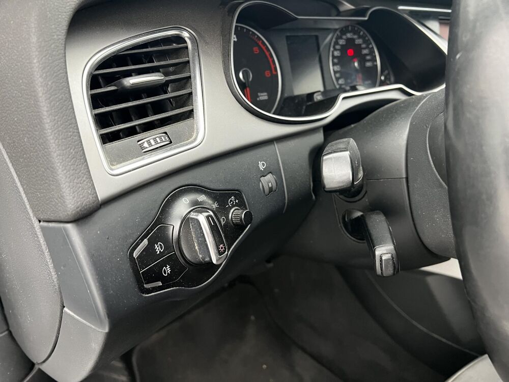 A4 Allroad Quattro 2.0 TDI 143 ch Ambiente PHASE 2 2013 occasion 33130 B&egrave;gles