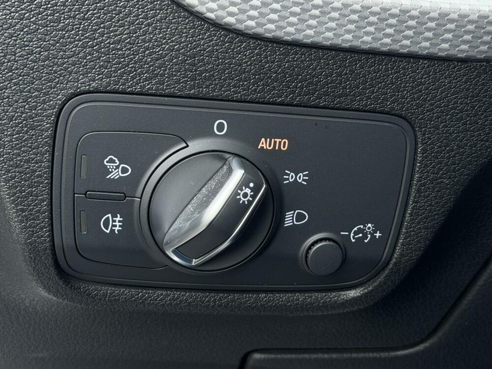 Q2 2.0 30 TDI 116 S-tronic S line avec Cam&eacute;ra, Apple Car Play e 2021 occasion 35300 Foug&egrave;res