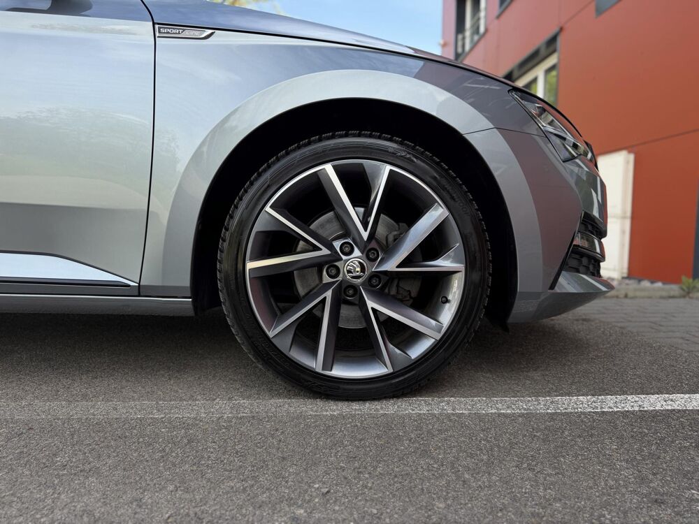 Superb Sportline TSI PHEV Hyrbide recharg 218 DSG 1&egrave;re Main Attel 2020 occasion 67440 Marmoutier