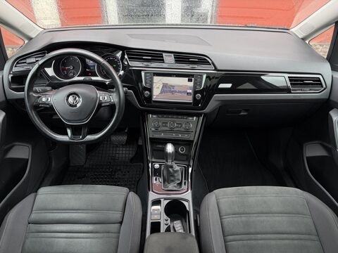 Touran 2.0 TDI 150 DSG Carat 1&egrave;re Main Attelage Toit ouvrant Pack 2017 occasion 67440 Marmoutier