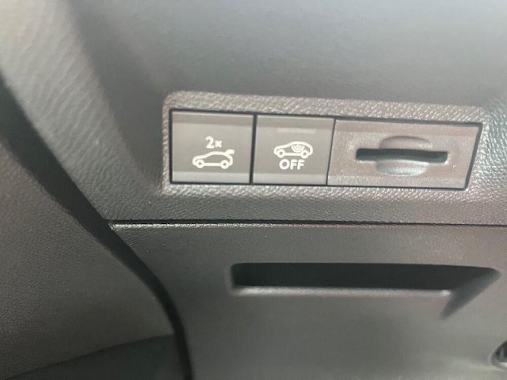 3008 1.2 hybrid 136 gt e-dcs6 2025 occasion 54520 Laxou