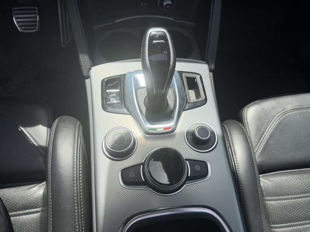 Stelvio 2.2D - 190ch - Boite auto Sprint Q4 - garantie 12mois 2020 occasion 33450 Montussan