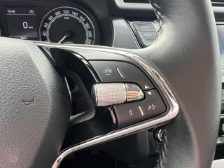 Fabia 1.0 TSI - 95CV - Clever - 1er main - Faible kilom&eacute;trage 2021 occasion 49070 Beaucouz&eacute;