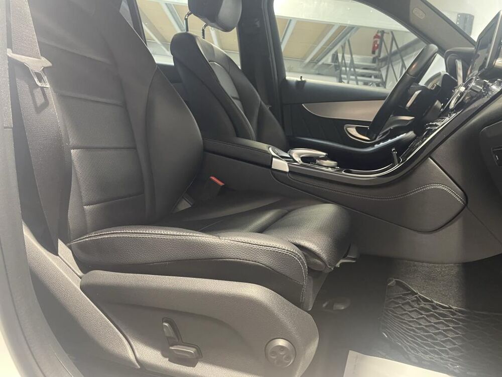 Classe GLC 220 d 170CV BVA 9G-Tronic Executive 4-Matic Garantie 12 mois 2016 occasion 33500 Libourne