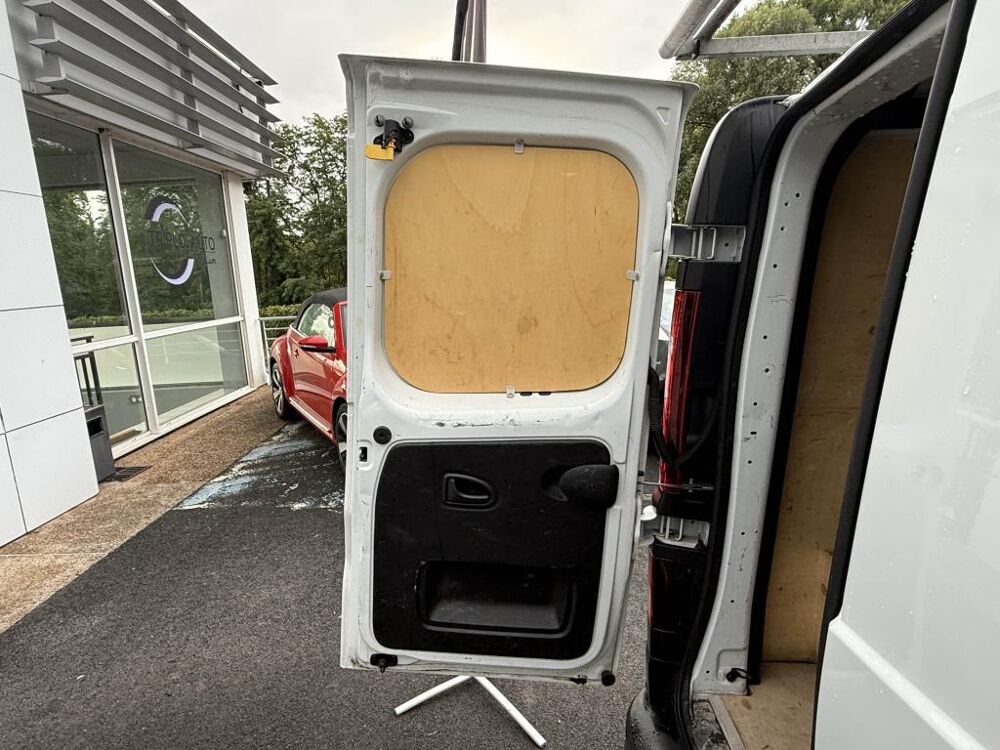 Trafic L1H1 1000 Kg 2.0 dCi - 120 Fourgon Confort TVA RECUPERABLE + 2021 occasion 19100 Brive-la-Gaillarde