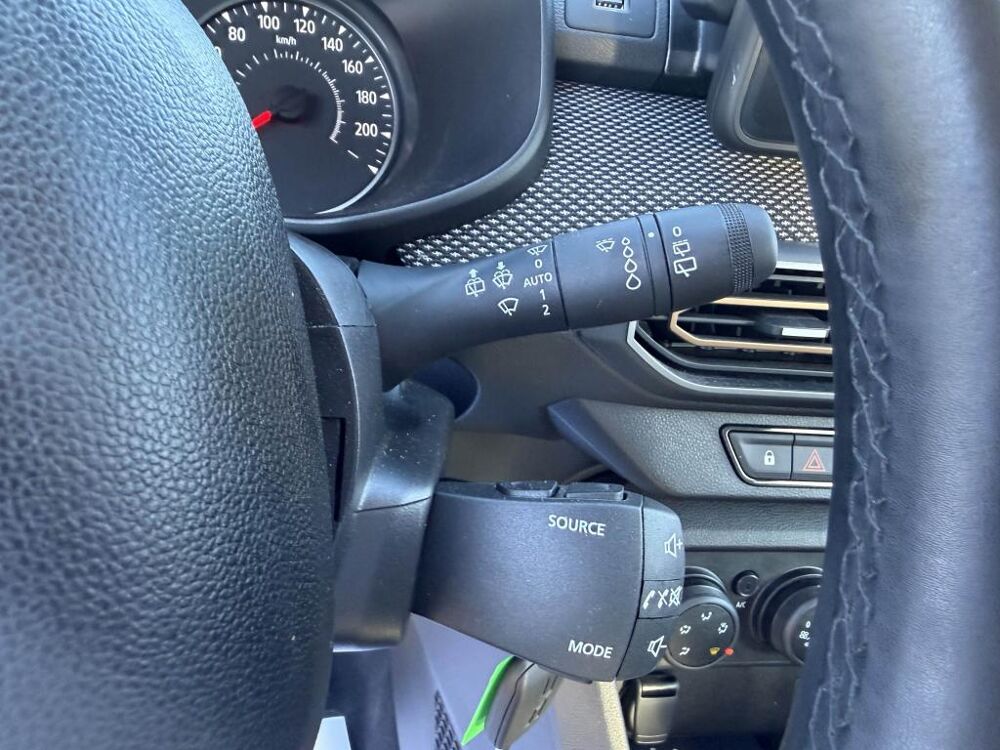 Sandero 1.0 TCe - 90 Expression gps + clim + radar AR 2024 occasion 19100 Brive-la-Gaillarde