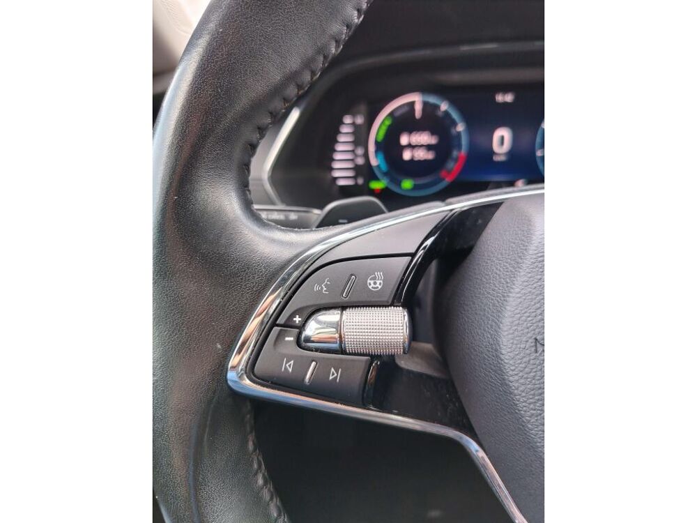 Octavia iV AMBITION 1.4 TSI PHEV 204ch DSG6e 2022 occasion 44700 Orvault