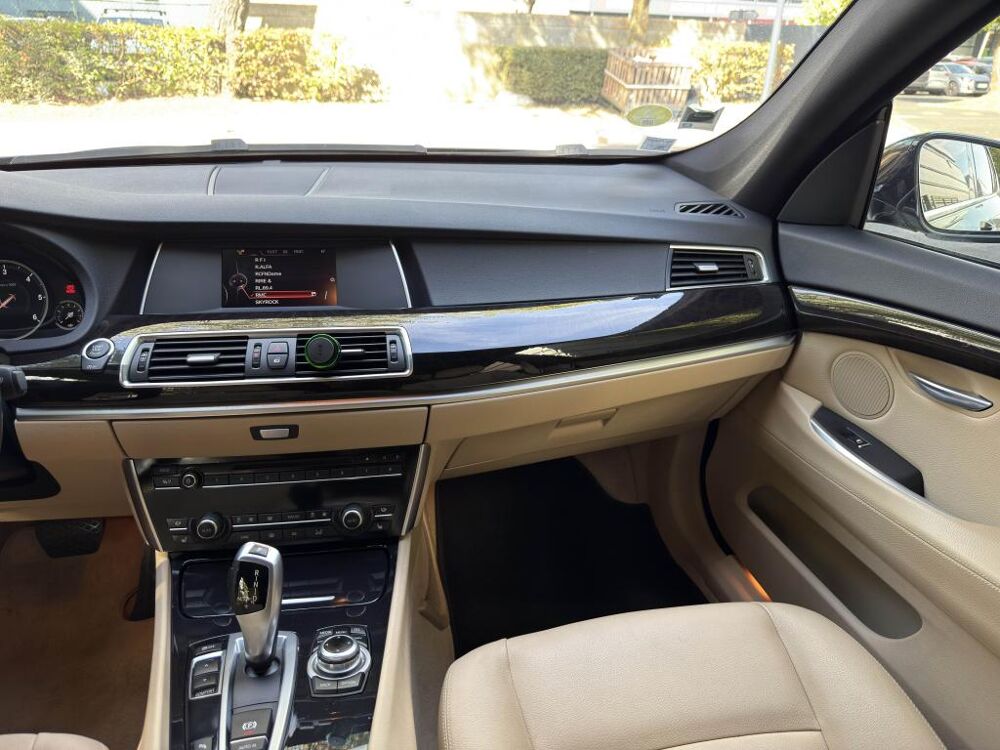 S&eacute;rie 5 520d - BVA GRAN TURISMO F07 LCI Luxury PHASE 2 2016 occasion 77185 Lognes