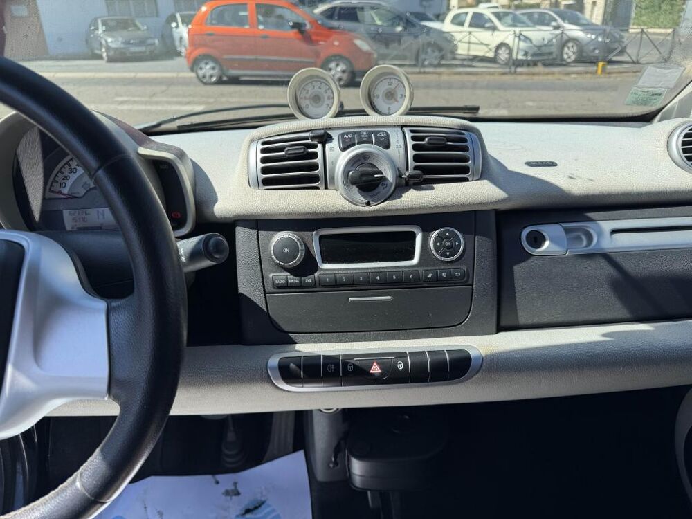 ForTwo Smart Coupe 1.0i - 71 mhd - Bva + clim Avec permis 2012 occasion 19100 Brive-la-Gaillarde