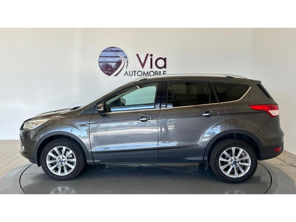 Kuga 2.0 TDCi 180 ch 4x4 BVA Titanium - ATTELAGE - TOIT OUVRANT - 2014 occasion 17600 Saujon