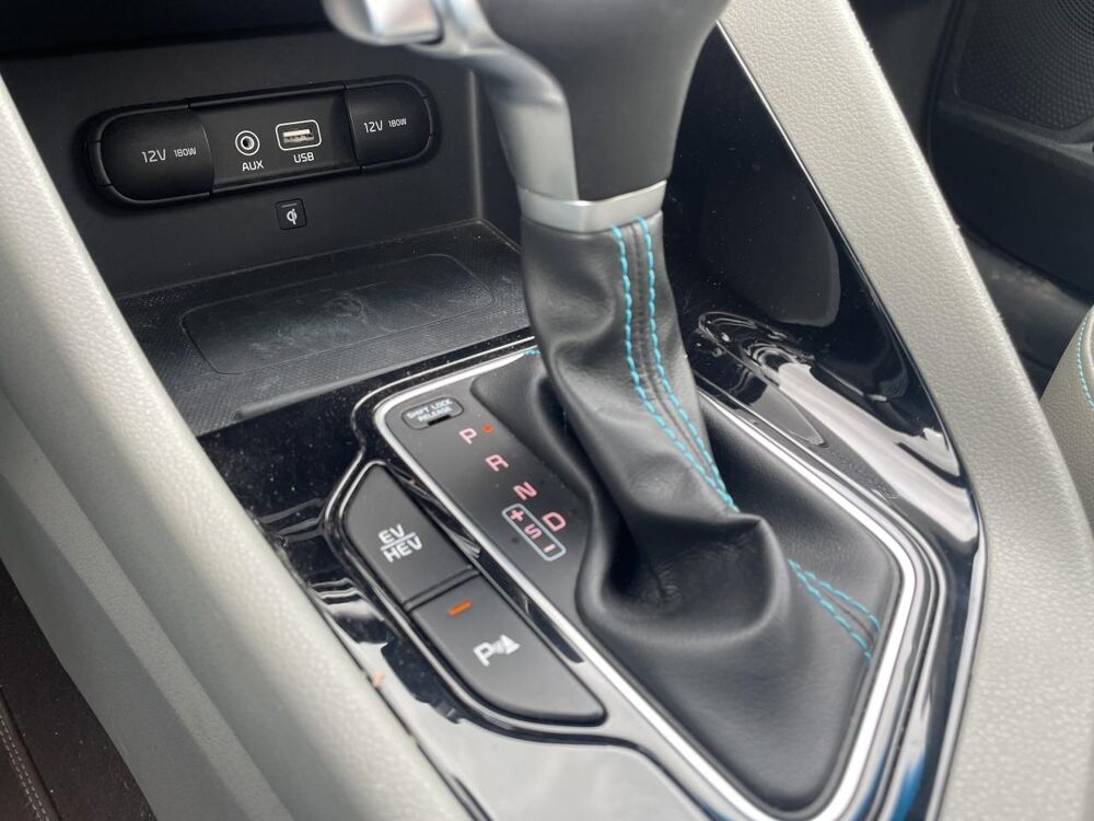 Niro 1.6 gdi 105 isg + plug-in 60.5 premium dct6 2018 occasion 85150 Les Achards