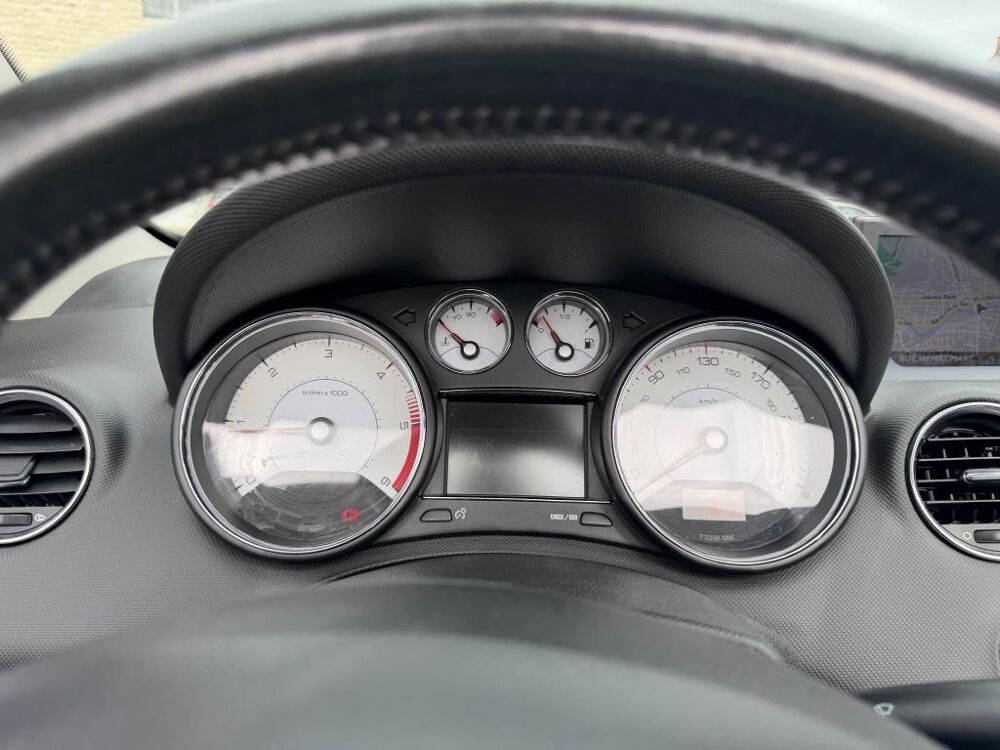 308 CC 2.0 HDi FAP - 163 CABRIOLET F&eacute;line gps + clim + radar AR 2011 occasion 19100 Brive-la-Gaillarde