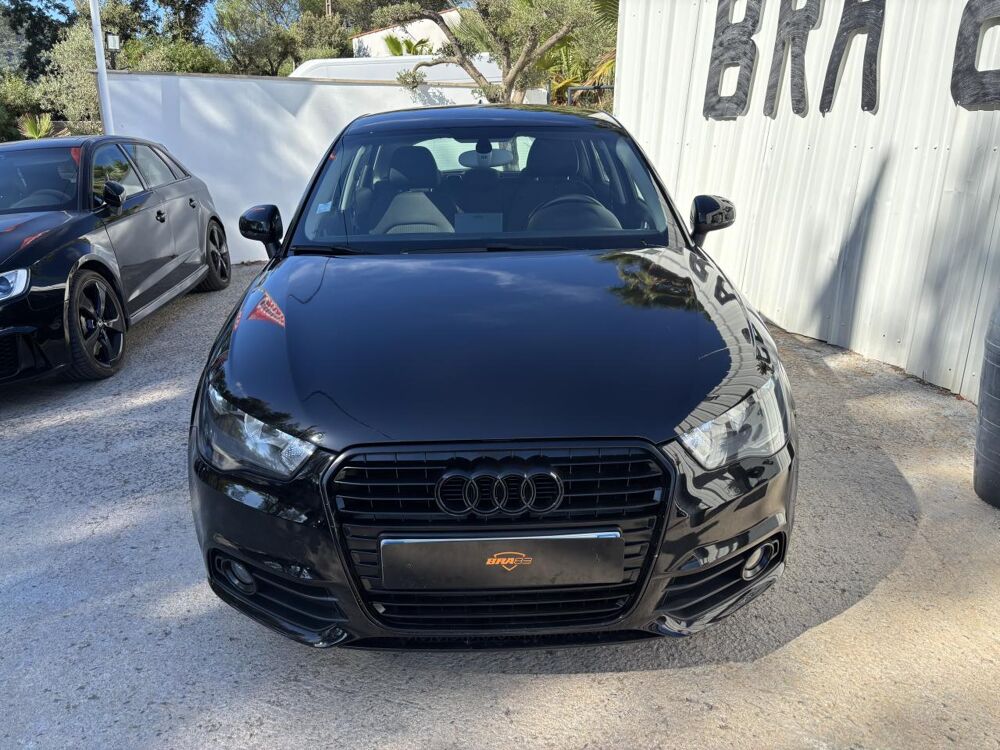 A1 Sportback 1.6 TDi DPF - 90 - Start/Stop SPORTBACK Ambiente 2014 occasion 83490 Le Muy