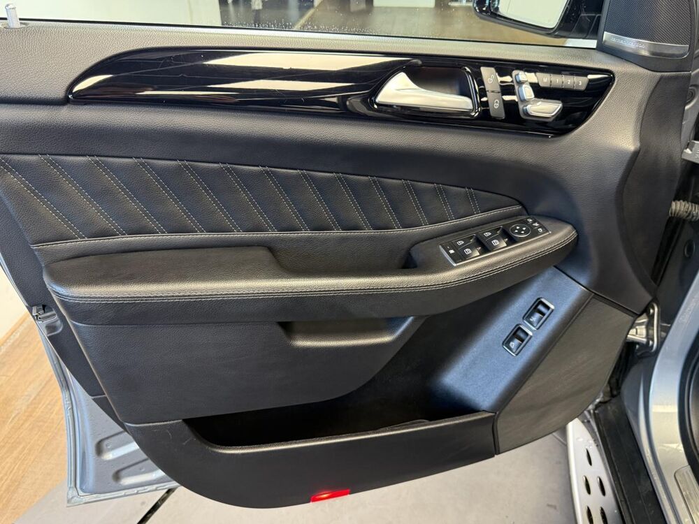 Classe GLE Coup&eacute; 350 d - Fascination Pack AMG - Toit ouvrant - Attelage 2016 occasion 60740 Saint-Maximin