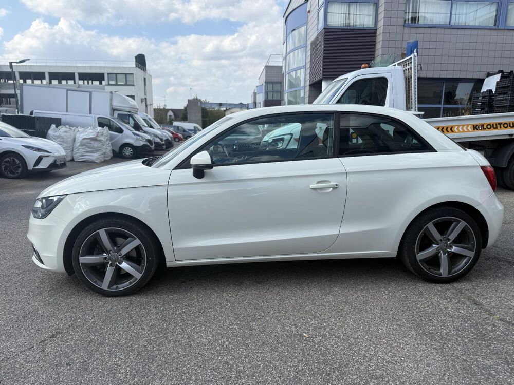 A1 1.6 TDI DPF - 105 - Ambition SUIVI COMPLET GARANTIE 12 MOIS 2011 occasion 94360 Bry-sur-Marne