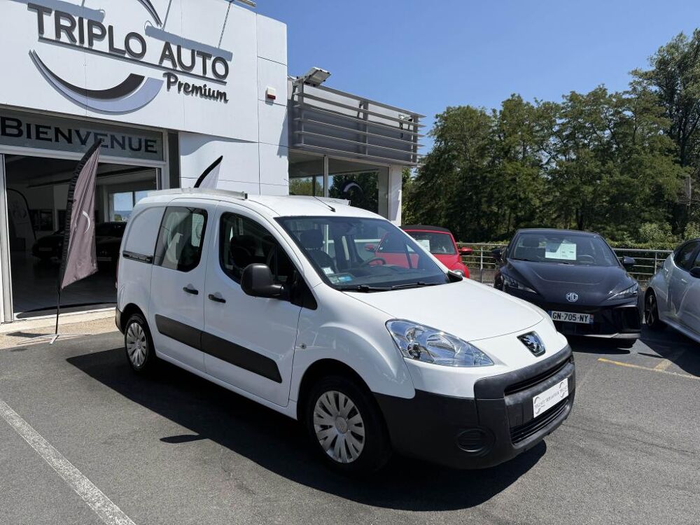 Partner L1 1.6 HDi FAP - 90 Fourgon Pack CD Clim Plus - ATTELAGE 2011 occasion 19100 Brive-la-Gaillarde