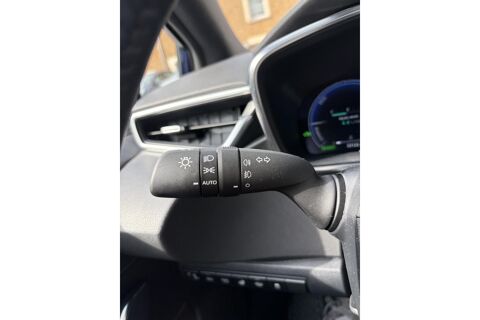Corolla 1.8 Hybrid 140 - BV e-CVT Dynamic + 2024 2024 occasion 78760 Jouars-Pontchartrain