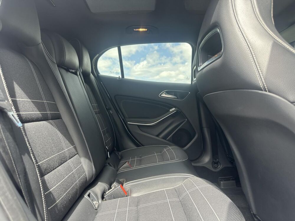 Classe GLA 220 CDI - BV 7G-DCT - BM X156 Sensation - GARANTTIE 12 MOIS 2014 occasion 33450 Montussan