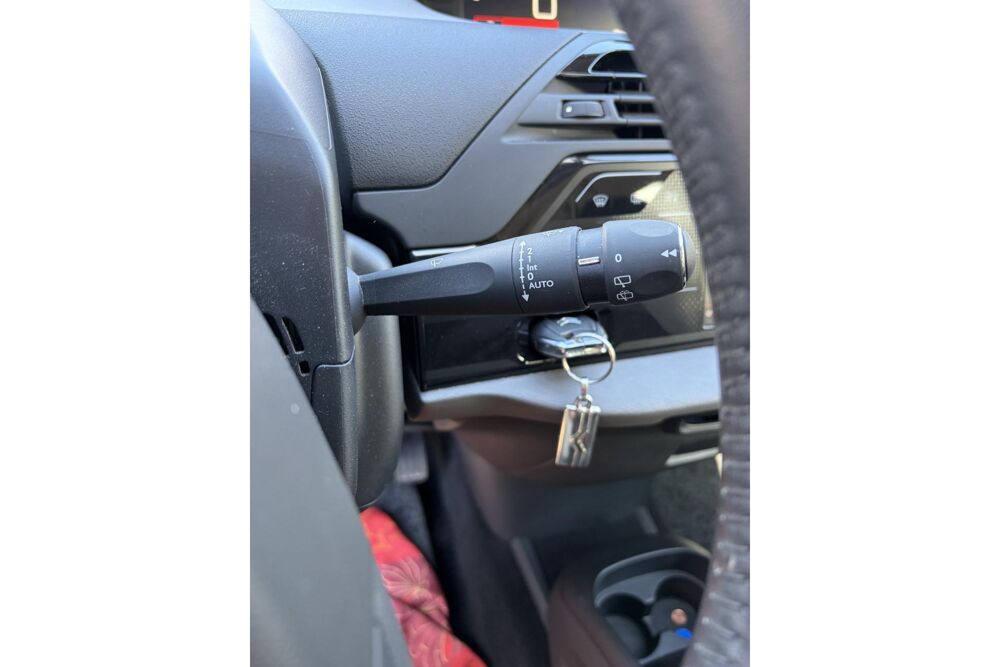 Grand C4 Spacetourer 1.5 - 130 Feel - 7 PLACES - CARPLAY 2020 occasion 78760 Jouars-Pontchartrain