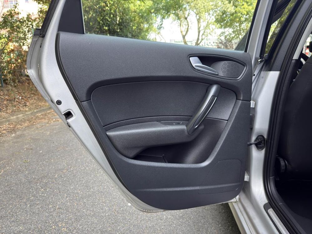 A1 Sportback 1.2 TFSI - 86 - Start/Stop SPORTBACK S line PHASE 2013 occasion 77185 Lognes