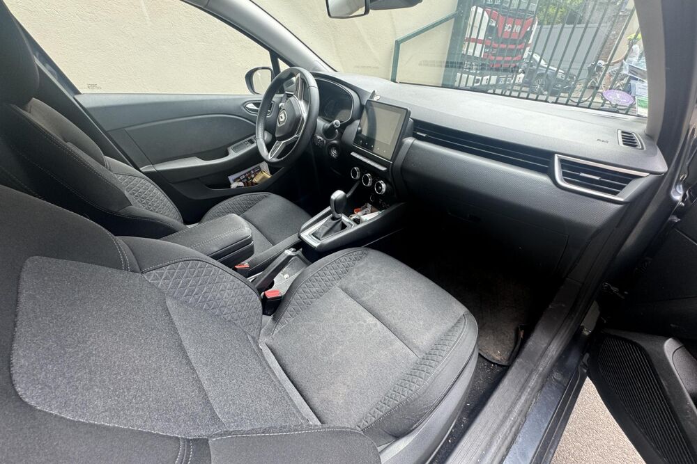 Clio 1.6 E-Tech Hybride - 140 - BVA multi-modes - 2021 V BERLINE 2020 occasion 77185 Lognes