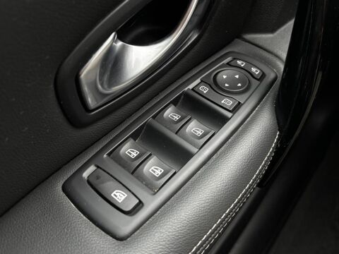 Laguna III - 2.0l dCi - 130ch - BVM 6 - Bose Edition Phase 2 2011 occasion 76710 Eslettes