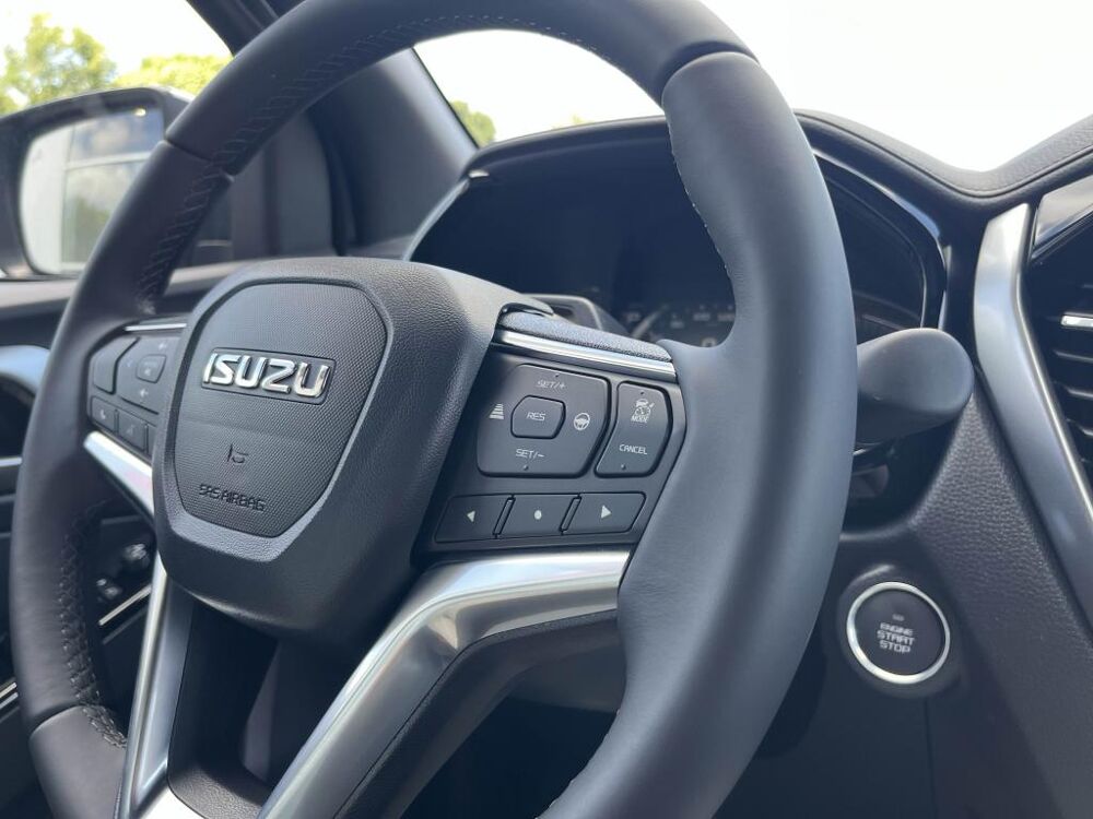 D-MAX CREW PRESTIGE 2.2 DMS A/T 4x4 MY2026 Euro6e-bis 2026 occasion 44700 Orvault