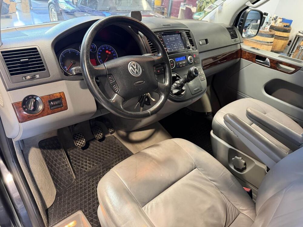 MULTIVAN T5 2.5 TDI 174 HIGHLINE 4MOTION 7P 2005 occasion 26000 VALENCE