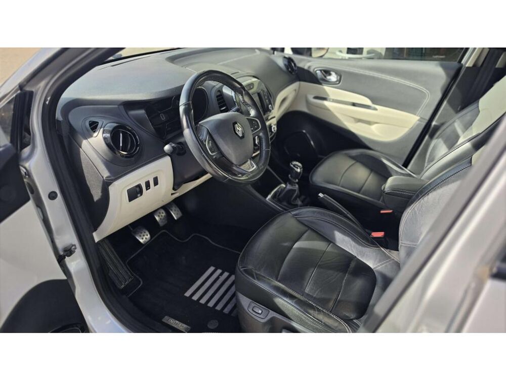Captur 1.5 dCi 110 Initiale Paris - CAM - CUIR - AUDIO BOSE 2018 occasion 13760 Saint-Cannat
