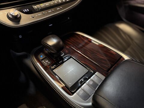 LS 500h Hybrid 4WD Executive - Suivi & Garantie Lexus 2018 occasion 94360 Bry-sur-Marne