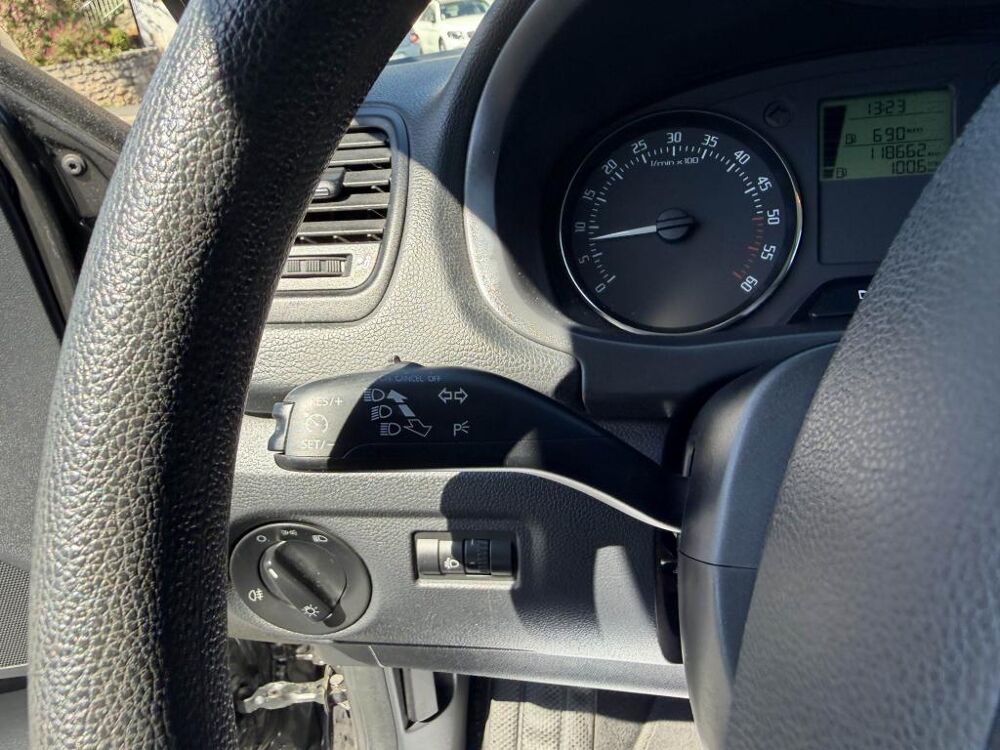 Fabia 1.6 TDI CR FAP - 75 Active + clim 2011 occasion 19100 Brive-la-Gaillarde