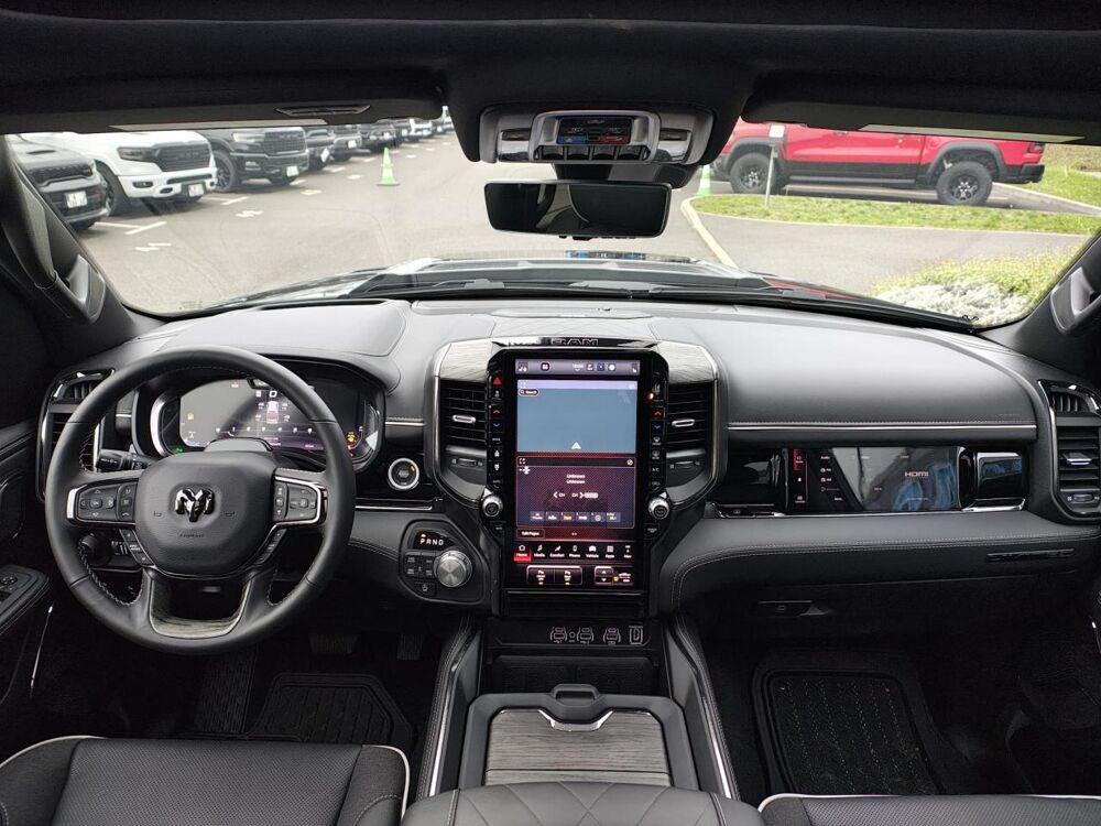 RAM 1500 CREW LIMITED NIGHT EDITION BOX HAYON MULTI 2025 occasion 91830 Le Coudray-Montceaux