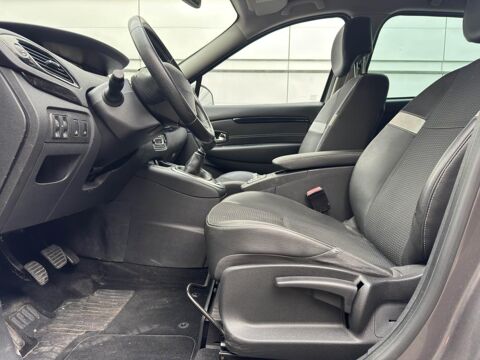 Sc&eacute;nic 1.2 Energy TCe 130 III MONOSPACE Bose PHASE 3 2013 occasion 77185 Lognes