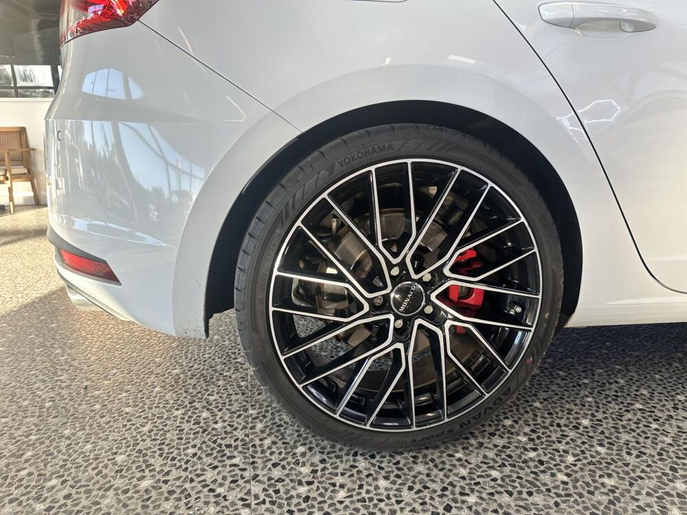 Leon 2.0 TSI 280 CUPRA DSG BVA START-STOP - GARANTIE 12 MOIS 2014 occasion 16000 Angoul&ecirc;me
