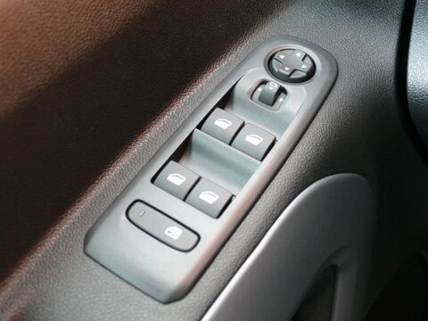 Berlingo III TAILLE M BLUEHDI 130 PLUS - BV EAT8 N1 SANS MALUS 2026 occasion 77090 Coll&eacute;gien