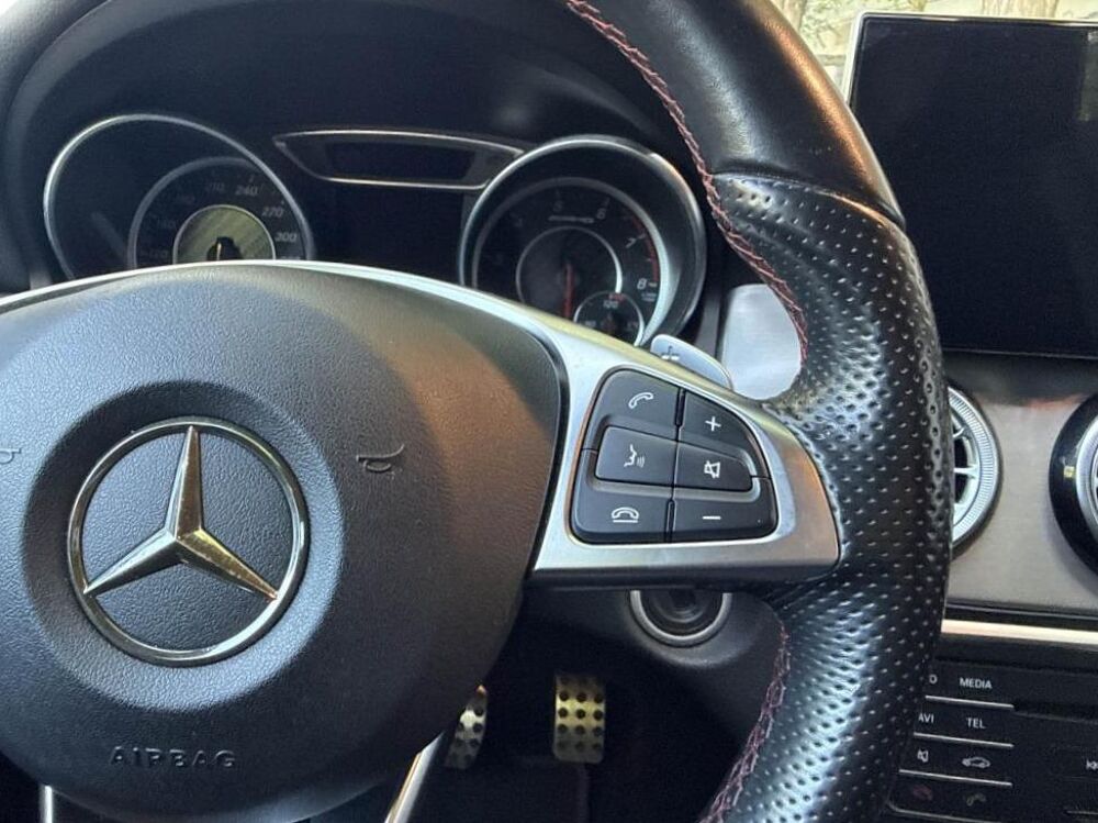 Classe CLA CLA 45 - BV Speedshift DCT BERLINE- BM 117 AMG 4-Matic PHAS 2017 occasion 77185 Lognes