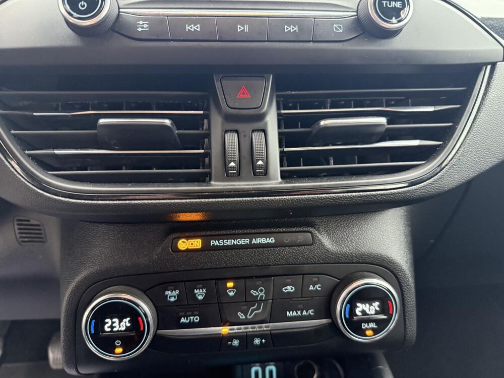 Focus FORD SW 1.0 ECOBOOST MHEV 155 CH ST-LINE BUSINESS ? BREAK HY 2022 occasion 71880 Ch&acirc;tenoy-le-Royal