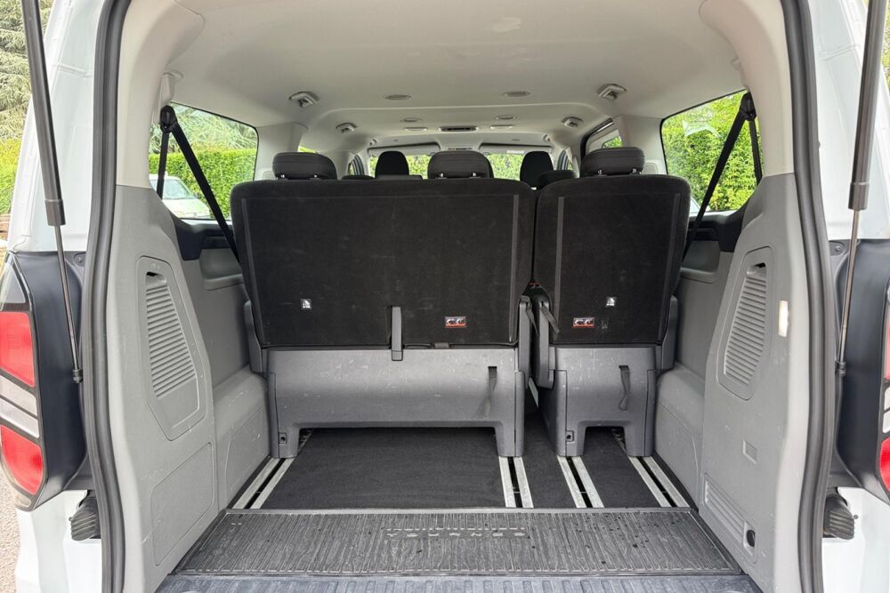 Tourneo VP II 320 L2 2.0 ECOBLUE 150 TITANIUM 9PL BVM6 2024 occasion 38550 Clonas-sur-Var&egrave;ze