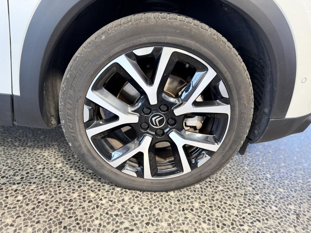 C5 aircross 1.6 225H 180CH HYBRID PHEV 13.2KWH SHINE PACK E-EAT BVA GARA 2022 occasion 16000 Angoul&ecirc;me