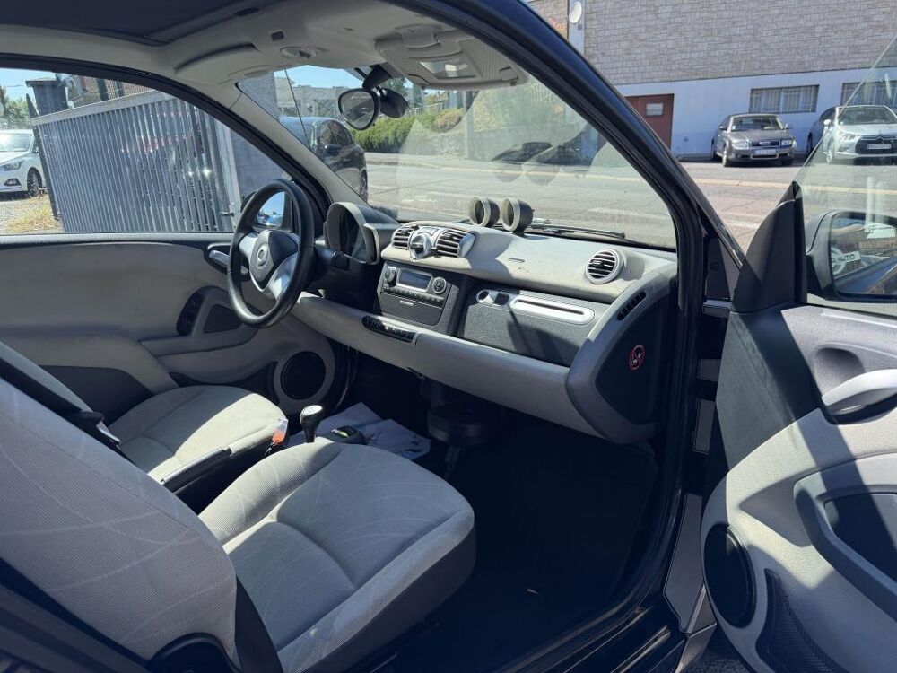 ForTwo Smart Coupe 1.0i - 71 mhd - Bva + clim Avec permis 2012 occasion 19100 Brive-la-Gaillarde