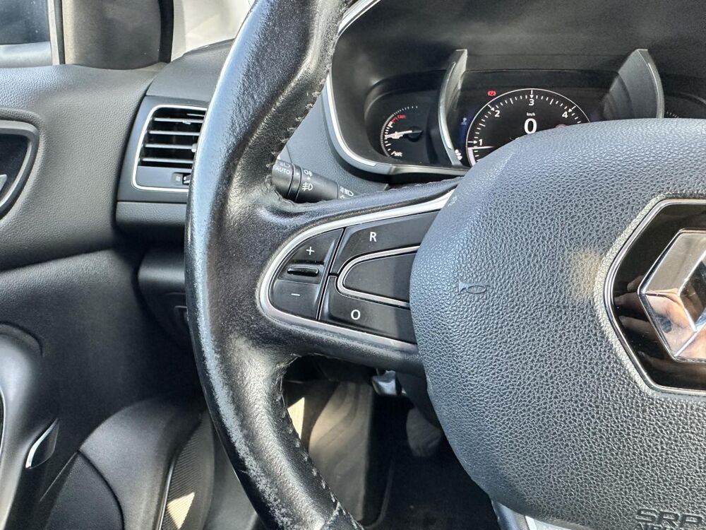 M&eacute;gane IV 1.5 DCI 110CH ENERGY BUSINESS 3EME MAIN CARPLAY - ENTRETI 2018 occasion 33450 Montussan