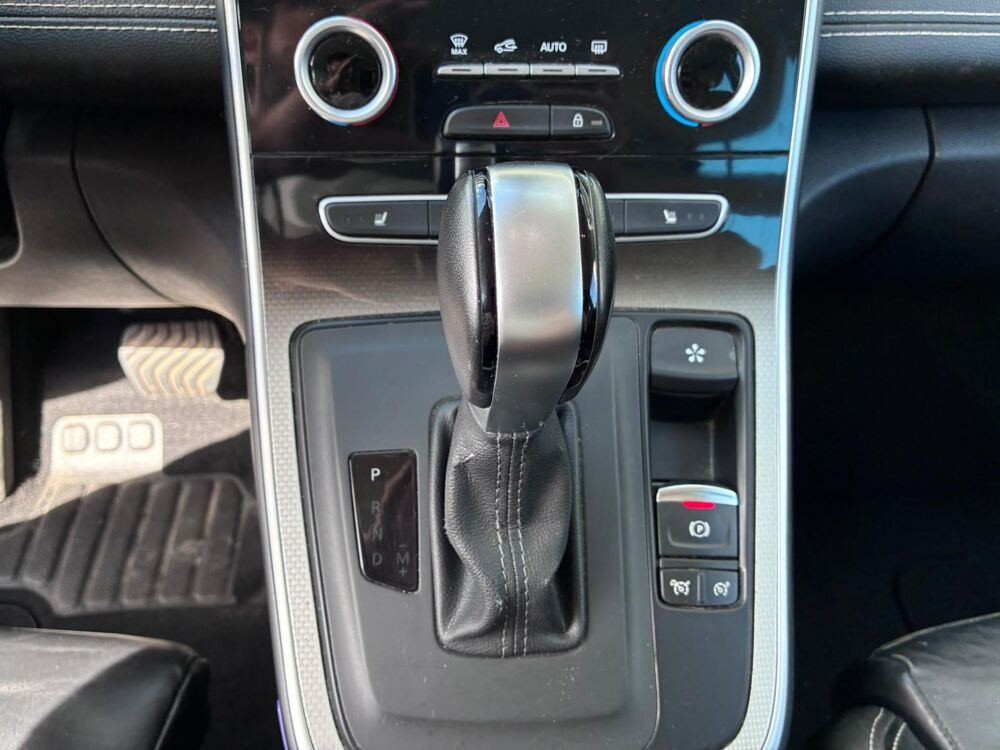 Grand Sc&eacute;nic II 1.6 dCi 160 EDC 7pl Initiale Paris, Toit Panoramique, Roue d 2017 occasion 31660 Bessi&egrave;res