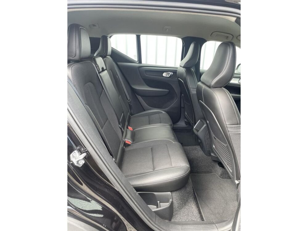 XC40 D3 / 150 Ch / BVA Geartronic / Finition Momentum / 1 &egrave;re m 2019 occasion 50640 Le Teilleul
