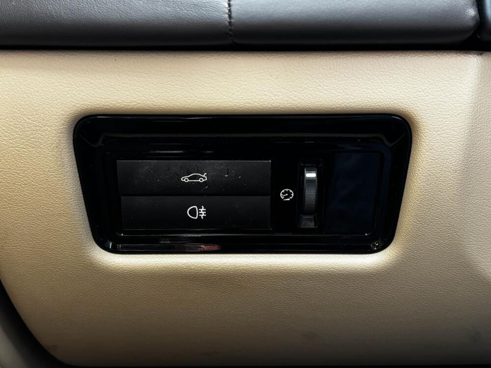 XJ Courte - 3.0 D V6 - 275ch - BVA 8 - Luxe Premium Phase 1 - G 2013 occasion 76710 Eslettes