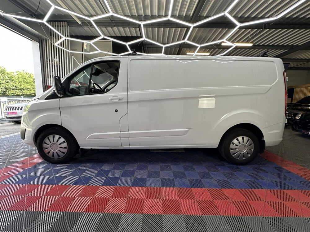 Transit Custom 340 L2H1 2.0 TDCi 170 ch FOURGON 2016 occasion 33370 Artigues-pr&egrave;s-Bordeaux