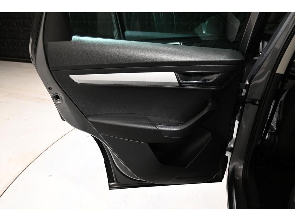 Karoq 1.5 TSI ACT - 150 - BV DSG7 SUV Business PHASE 2 2023 occasion 77100 Meaux