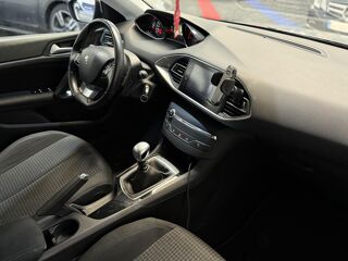 308 1.2i PureTech 12V S&S - 110 II 2013 BERLINE Style PHASE 2 2019 occasion 94360 Bry-sur-Marne