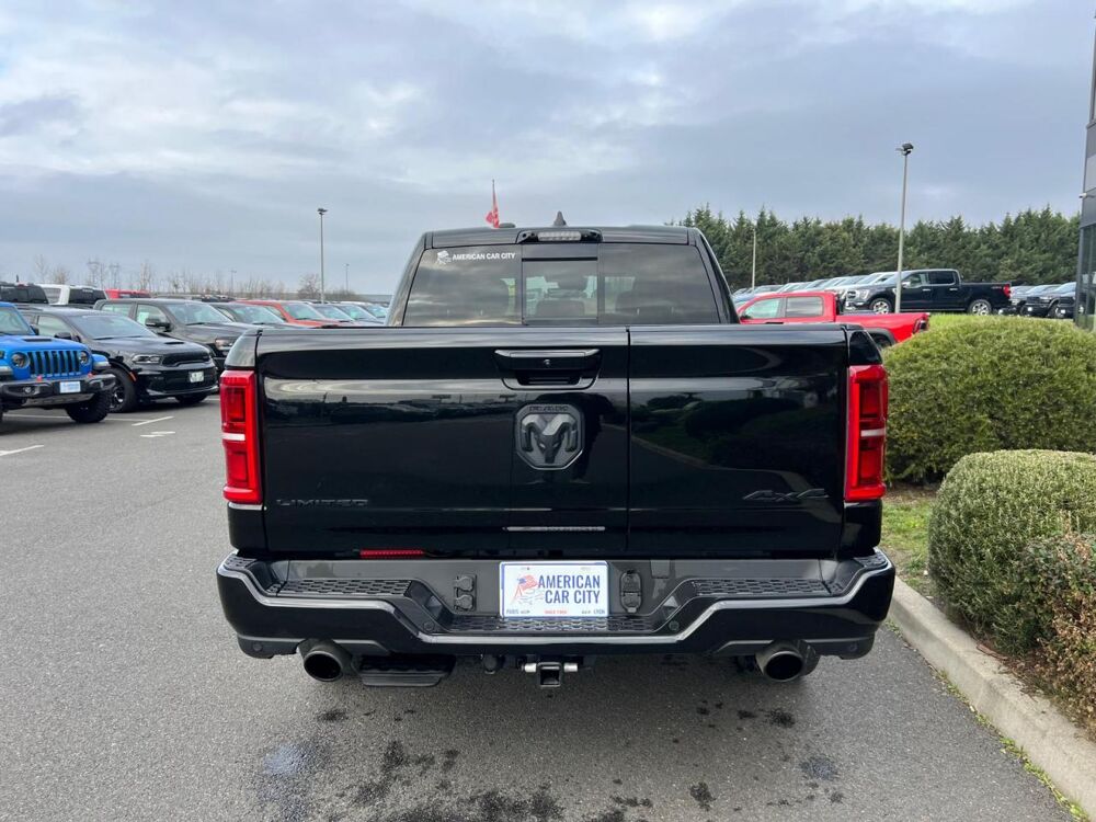 RAM 1500 CREW LIMITED NIGHT EDITION BOX HAYON MULTI 2025 occasion 91830 Le Coudray-Montceaux