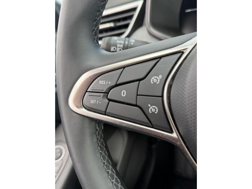 Clio V EVOLUTION BLUE DCI 100ch 2025 occasion 44700 Orvault
